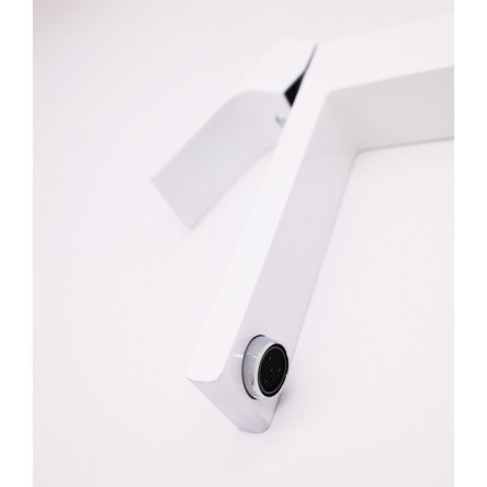 Cмеситель для раковины GANZER GZ28012F WHITE